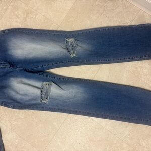 Stylish Blue Distressed Women Jeans